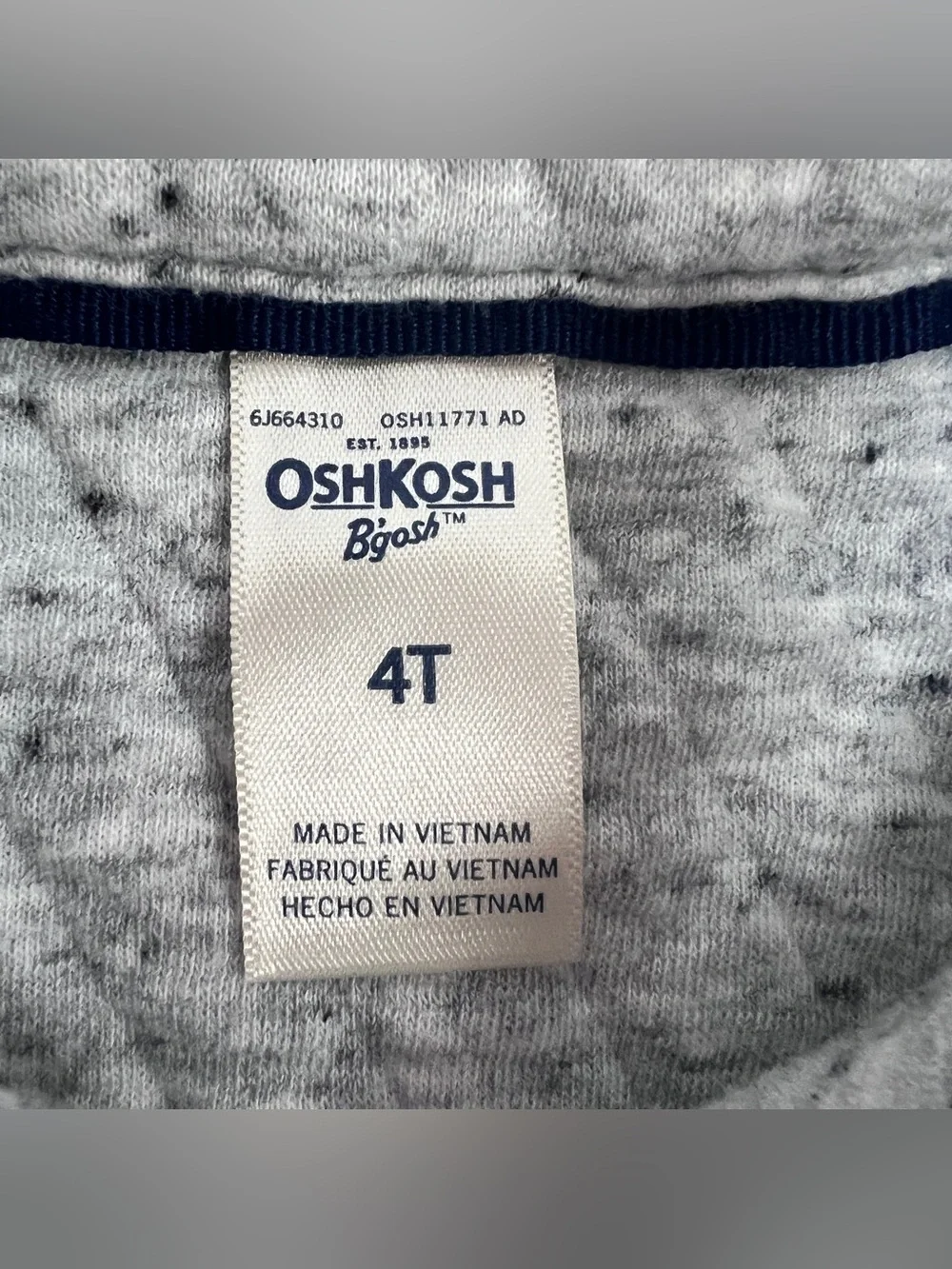 OshKosh Boys Quilted Button Up Size 4T